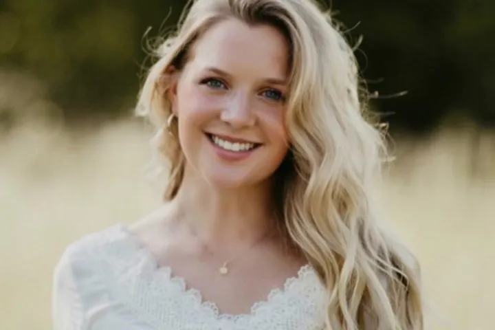 Ella Higgins