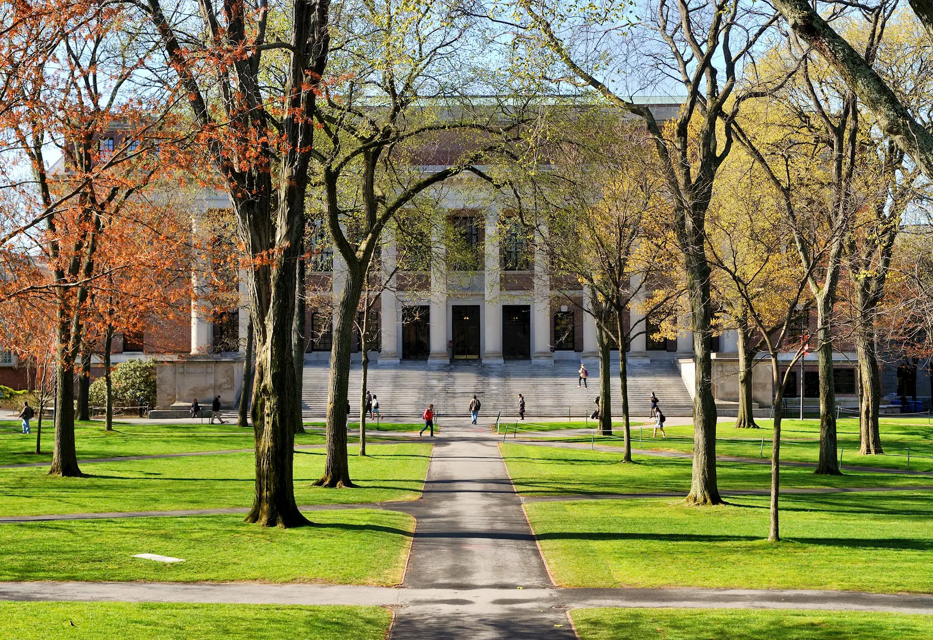 Top 25 U.S. Colleges with the Best Financial Aid Packages National
