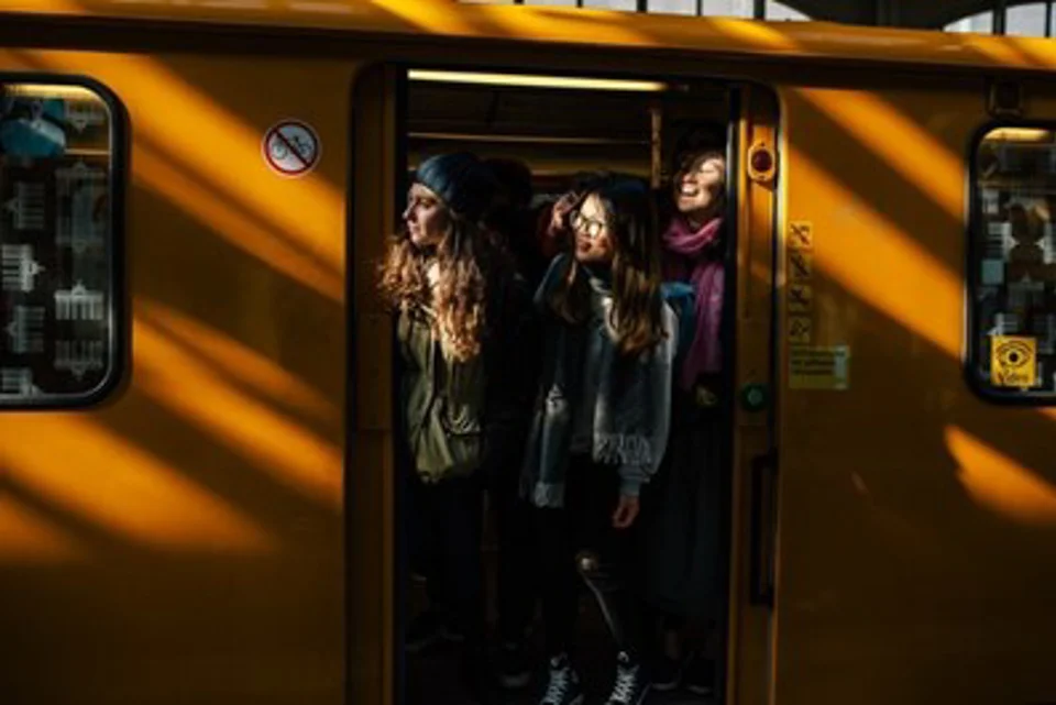 Peopleonsubway_2022